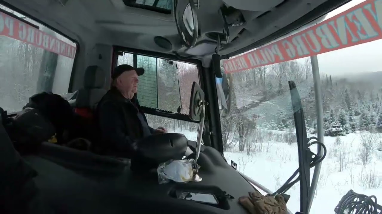 (2021-22) Pisten Bully Grooming