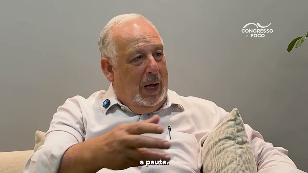 Flávio é tão competitivo quanto Bolsonaro em 2018