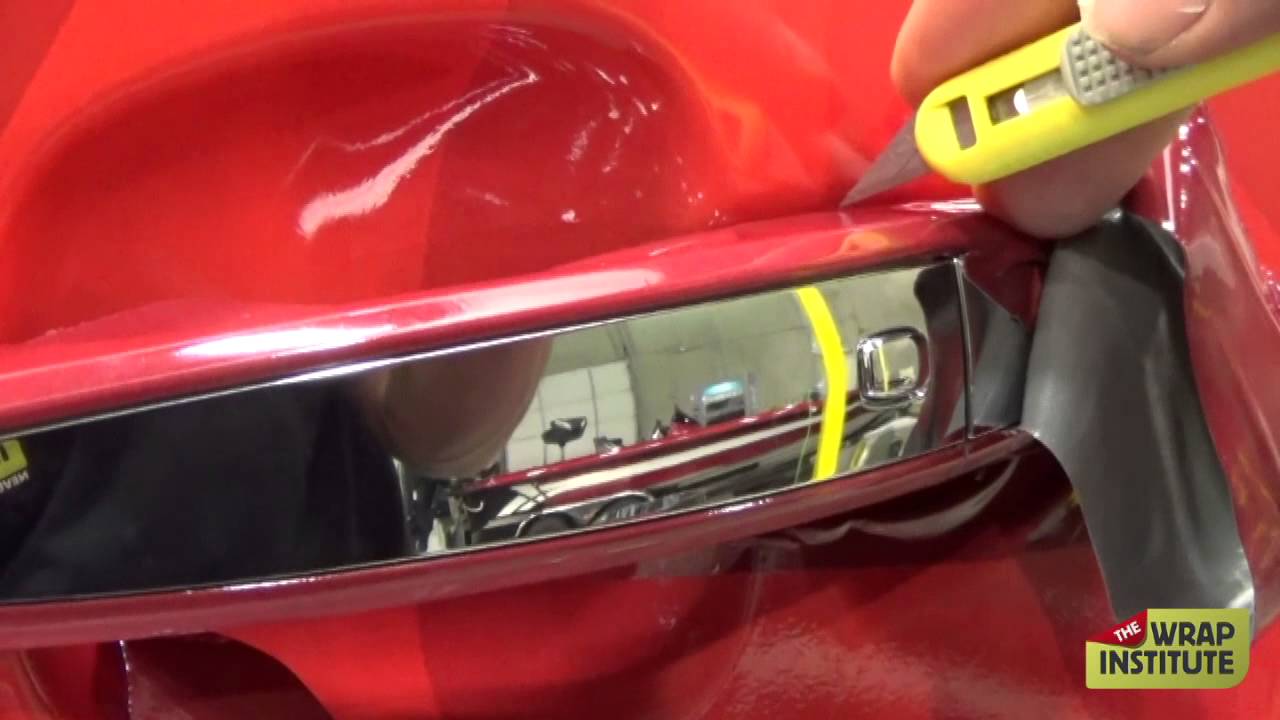 Mutoh Installer Justin Pate Wraps Door Handles