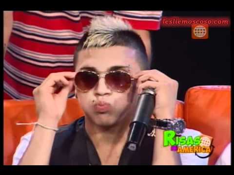 Leslie Moscoso en Los Firmes y Los Bambas – Los Wachiturros