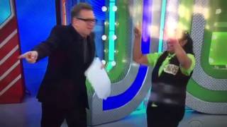 Model Gives Away A Free Car On The Price Is Right
