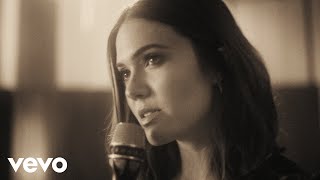 Video thumbnail of "Mandy Moore - Tryin' My Best, Los Angeles (Studio Session)"