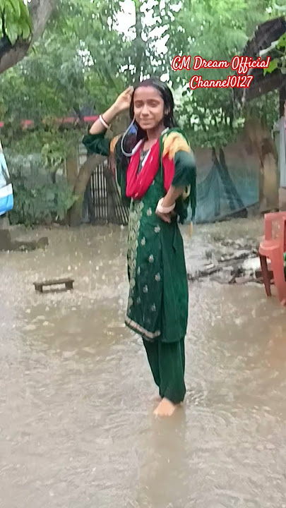 Chham chha☔🌧️🥰#viralvideo #dance #trending #hitsong #popularsong @CMDreamOfficialChannel0127