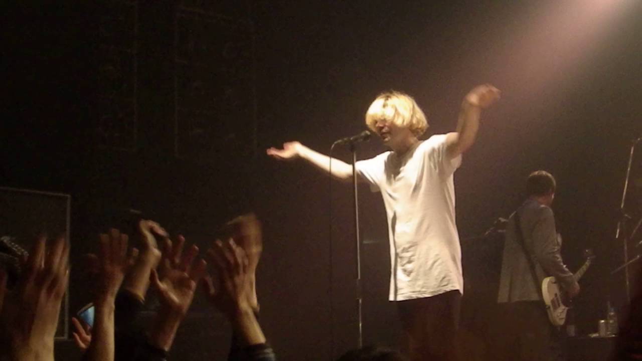 The Charlatans - the only one i know@ Fred perry event auf YouTube ansehen The Charlatans - the only one i know@ Fred perry event auf YouTube ansehen