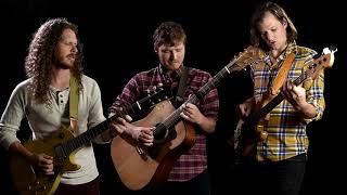 The Currys - Pin You Down