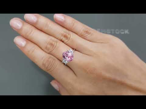 Super rare untreated Padparadscha sapphire in oval cut 4.05 ct, Madagascar, GRS Type I Video  № 4