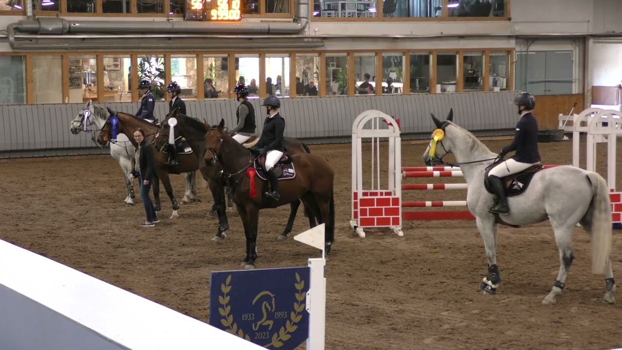 Laituri Maiju & Hallo-Croket van Puyenbroeck, palkintojenjako 105cm @ Indoor Opening 26.-28.9.2025