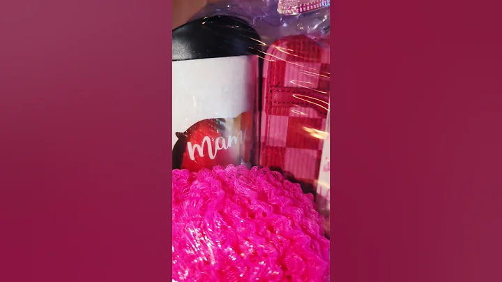 pink purse mothers day giftbasket idea,#mothersday,#giftbasket,#giftbasketideas,#giftsformom