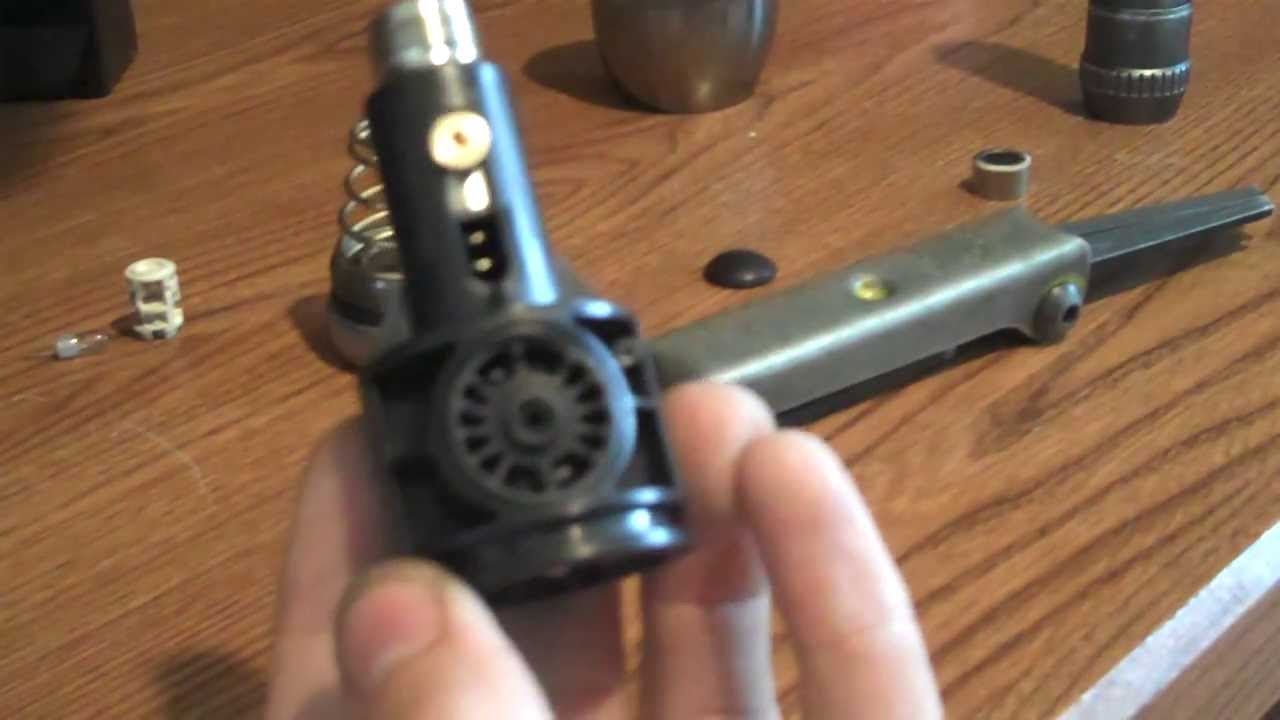 How To Disassemble And Clean A Maglight Youtube