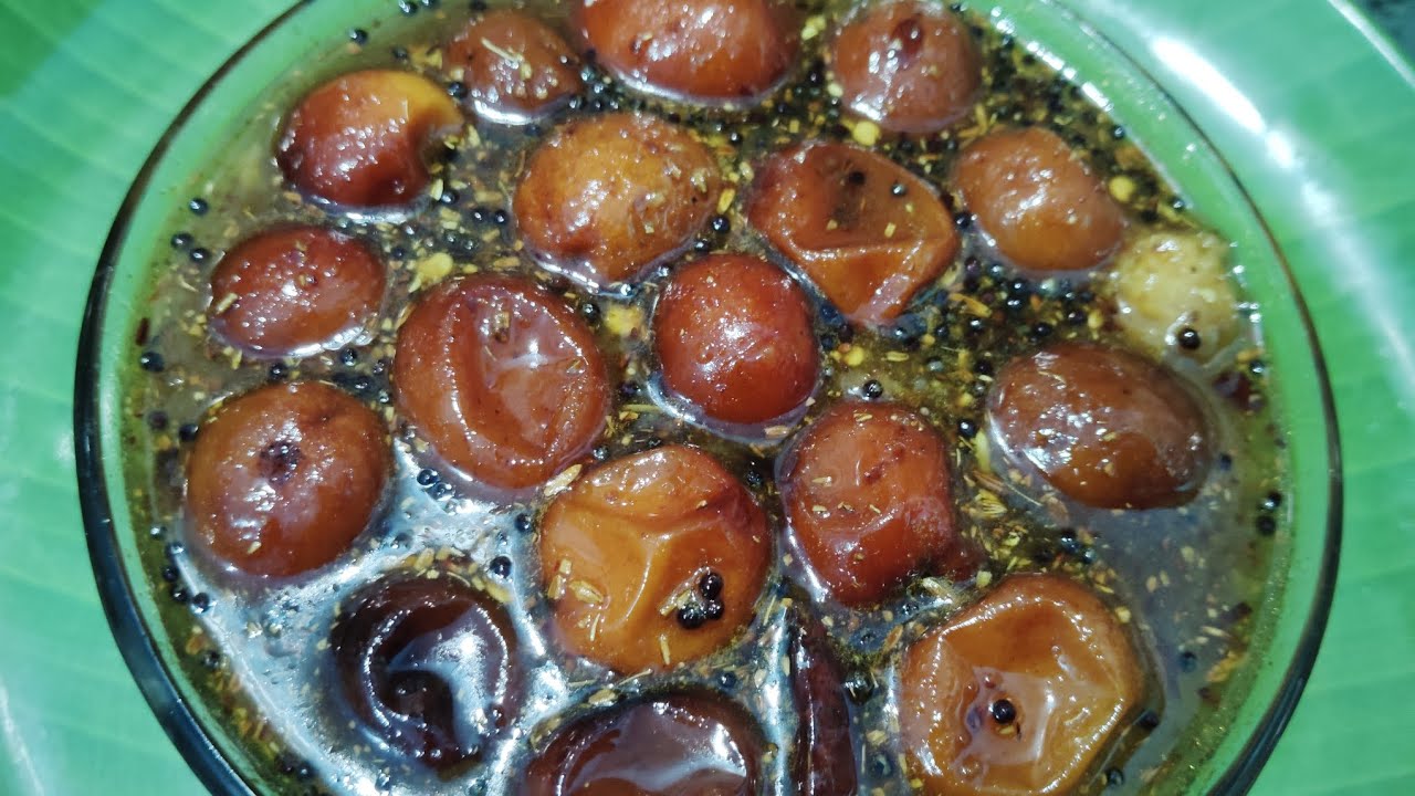 কুলের চাটনি বানালাম। ভাতের সাথে পুরো জমে যাবে খেতে দারুন হয়েছিল