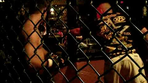 Ronnie Rhodes v Sheldon Willis