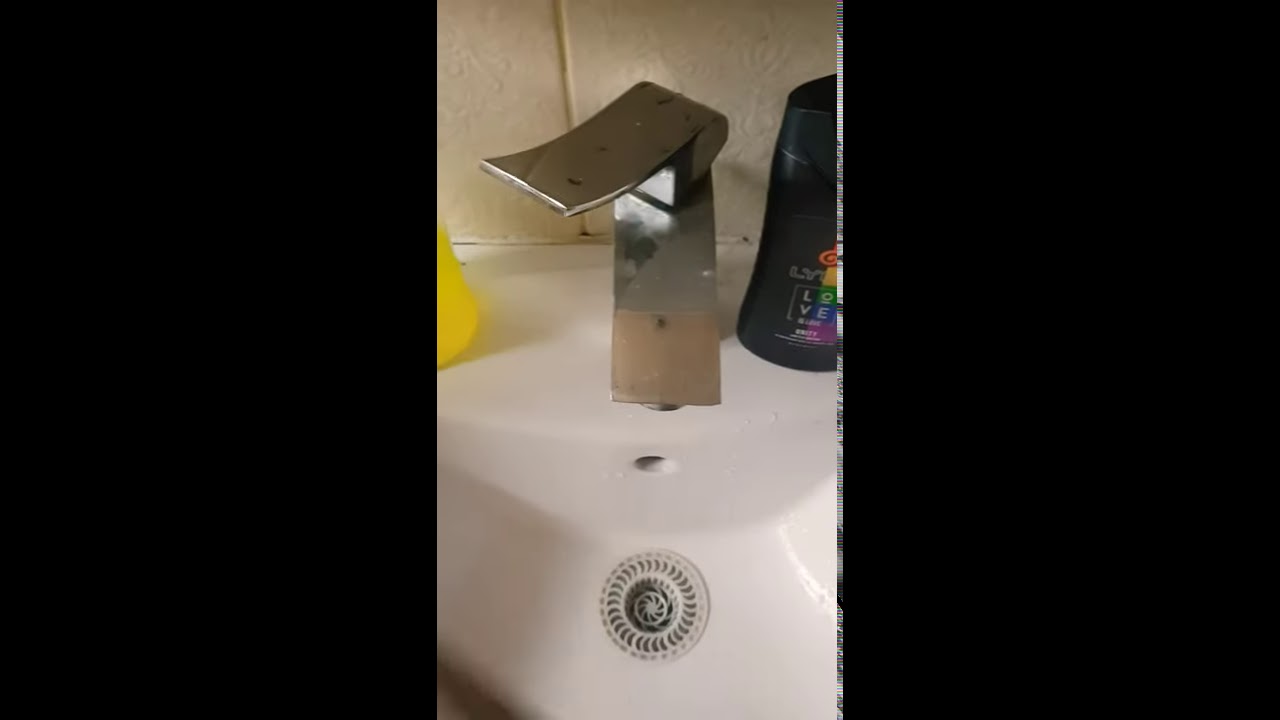 What happens when you try to cut water with scissors? YouTube