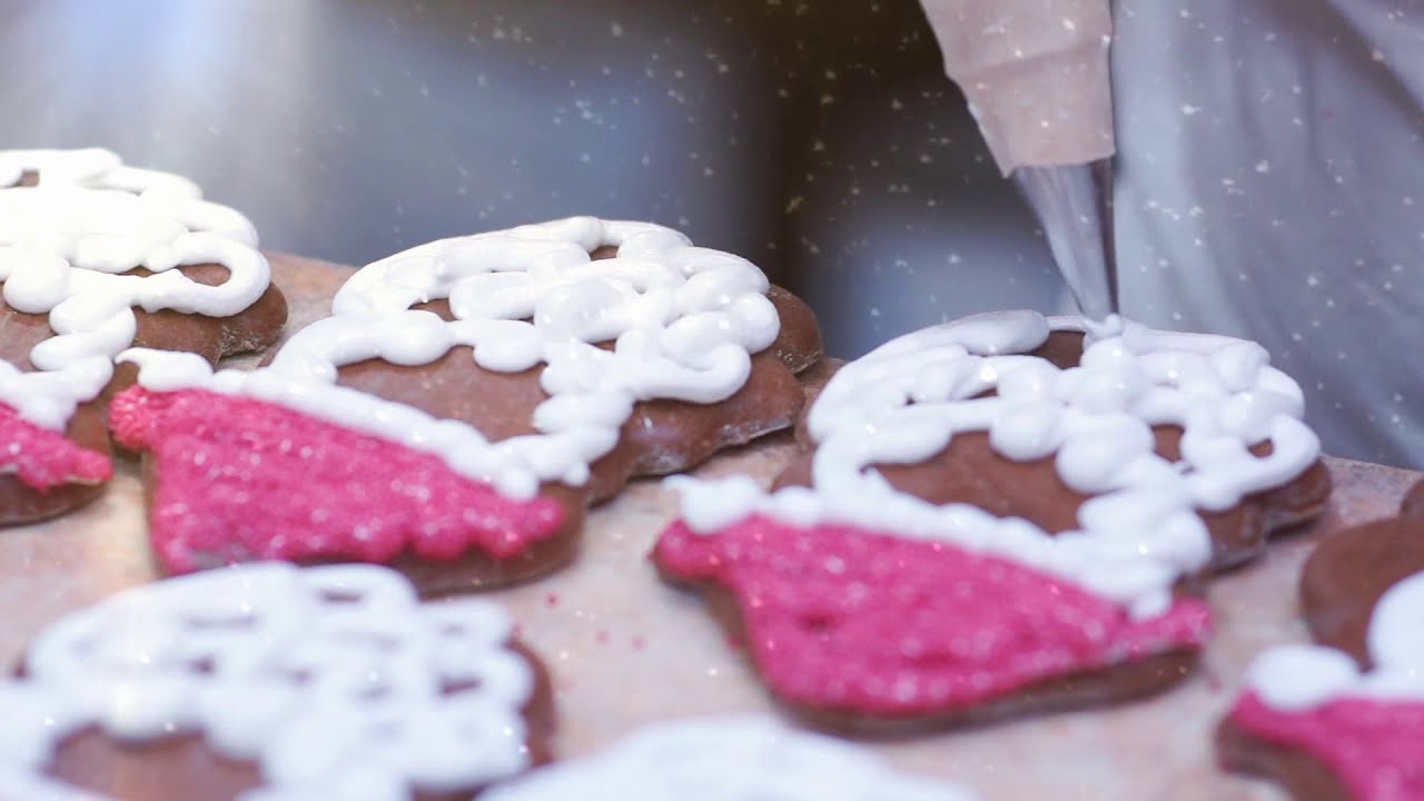 Produkcja świątecznych pierników w Cukierni Wenta