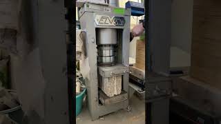 How Much Weight Can A Simple Block Support The Answer Will Surprise You construction civileng
