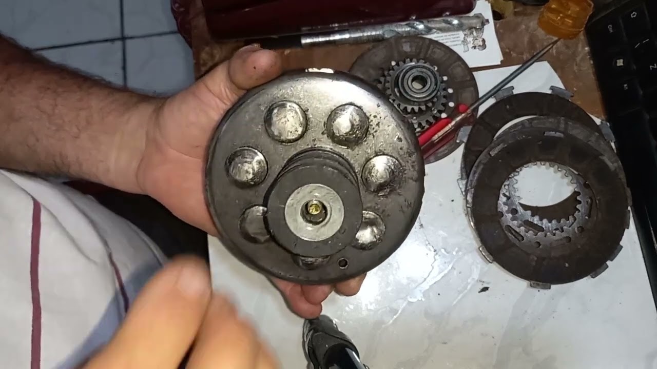 EMBREAGEM VESPA PX200,  SEGREDOS, DETALHES DE MONTAGEM