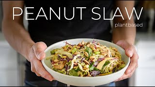 KNUSPRIGER ASIATISCHER ERDNUSS-SALAT