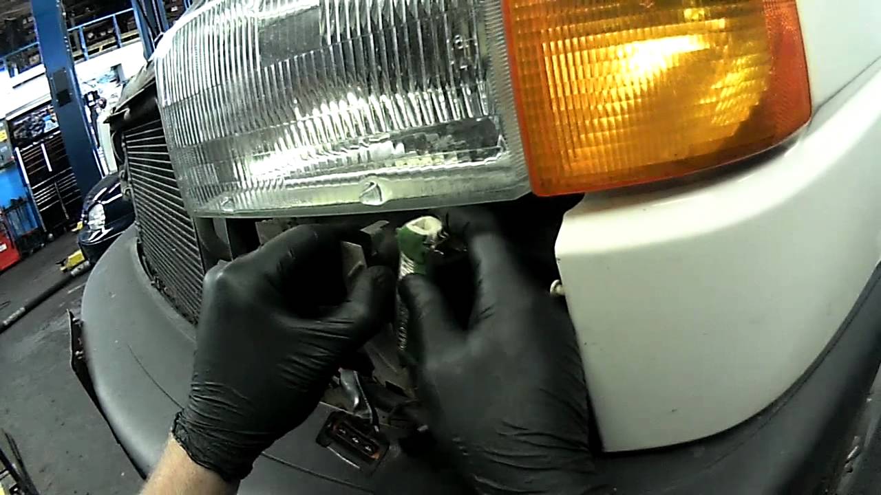 Eurovan Radiator Fan Resistor replacing... - YouTube