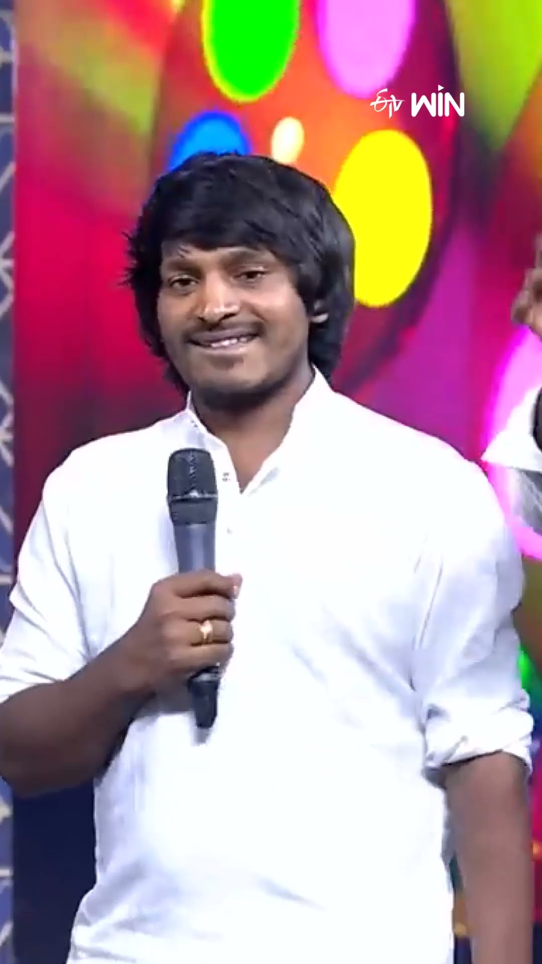 #shorts -ఈ గుర్తుకు ఓటేస్తే మీ సమస్యలు తీరుతాయంటున్న యాదమ్మరాజు..! #Sridevidramacompany #yadammaraju