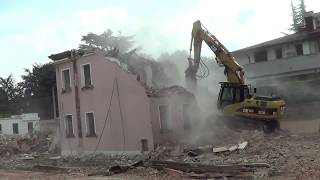Demolizione struttura residenziale Tecnocostruzioni - Dismantling residential structure