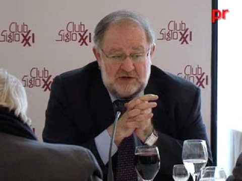 GONZÁLEZ URBANEJA EN EL CLUB SIGLO XXI