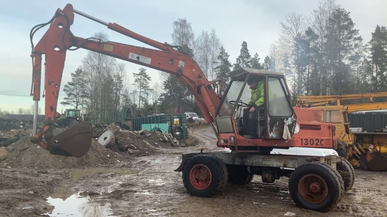 Grävmaskin Atila 1302 C