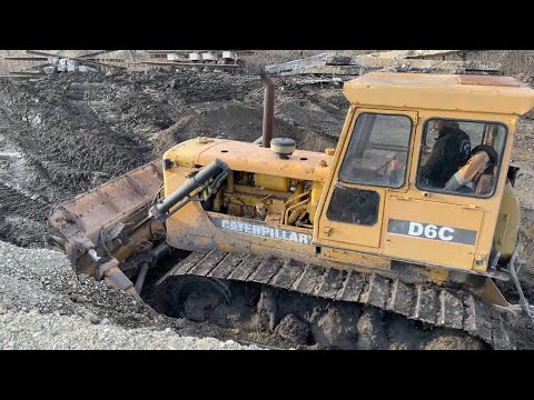 Caterpillar D6C Bulldozer - The Most Beautiful And Strong I Have Ever Seen