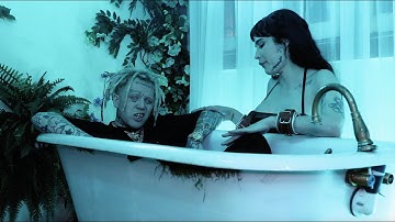Ouija Macc - 17 BLUNTS (Official Music Video)