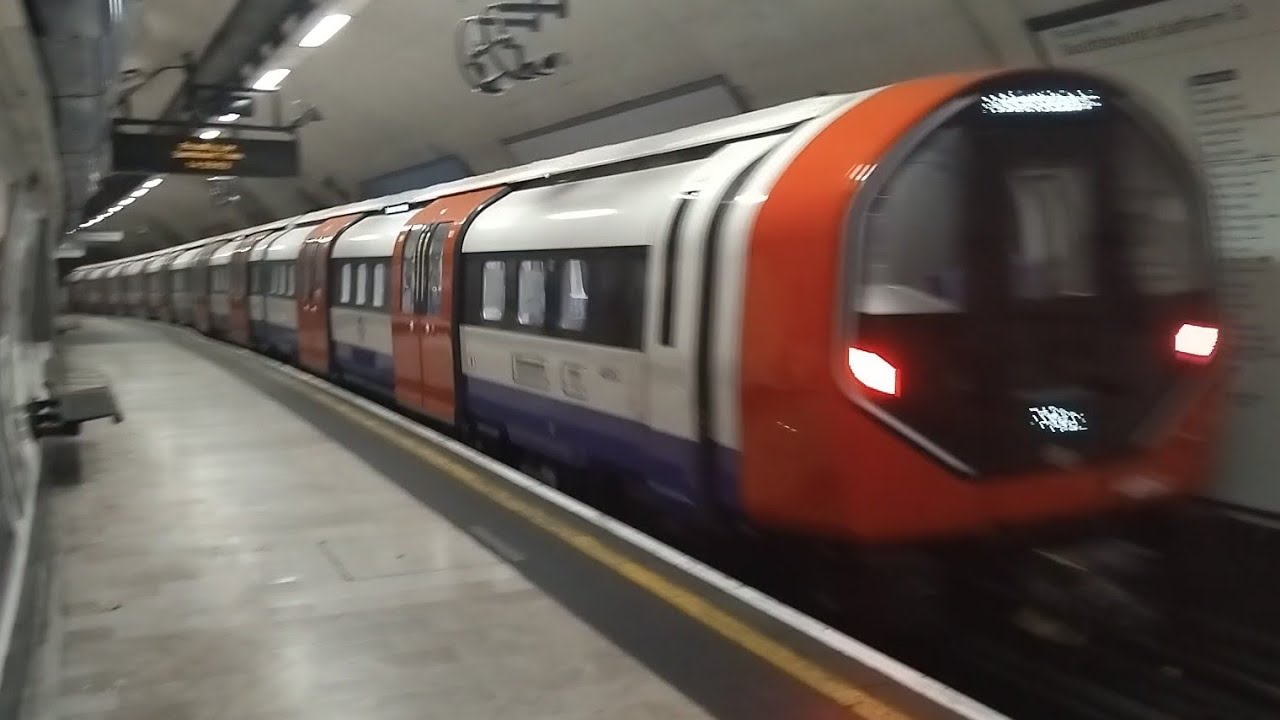 piccadilly-line-new-2024-tube-stock-762-48062-38062-at