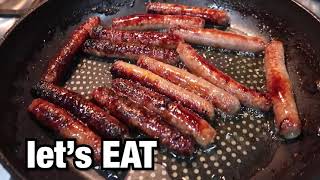 cook Breakfast Sausage Links in boiled water and simmered in oil | Johnsonville Breakfast links !!!