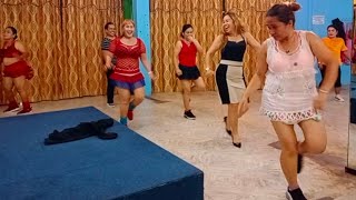 Aerobic New Koreo Enak by Berbi Borlub  Part I. Part 2 special Bday tobit hahahha