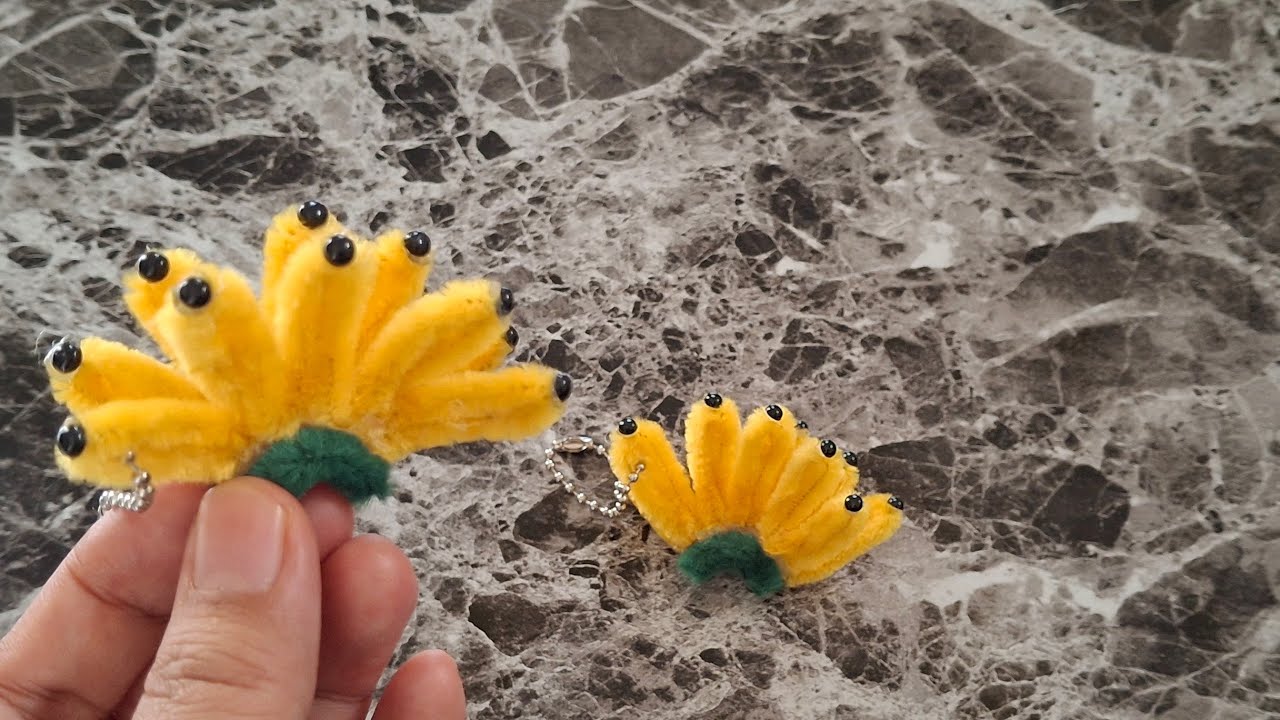 DIY MEMBUAT KEYCHAIN BUAH PISANG DARI KAWAT BULU #keychain #kawatbulu 