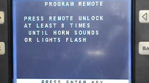 Landrover Defender.flv