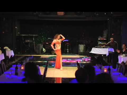 Yeli performing in Chicago - Teribus and Kairo by Night