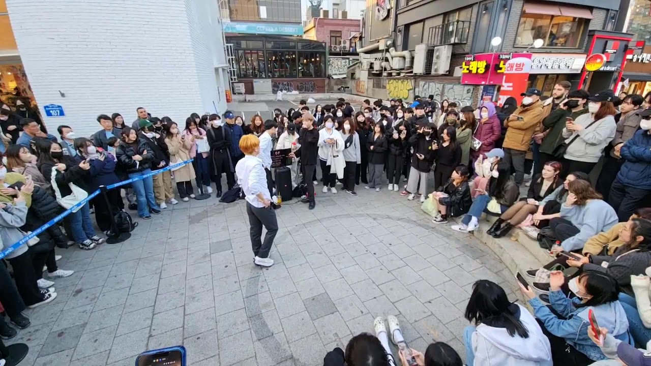 𝙇𝙞𝙫𝙚 20230319 Sun. OneOf#원오브 Hongdae Busking 홍대 버스킹 SnowHorse#눈말