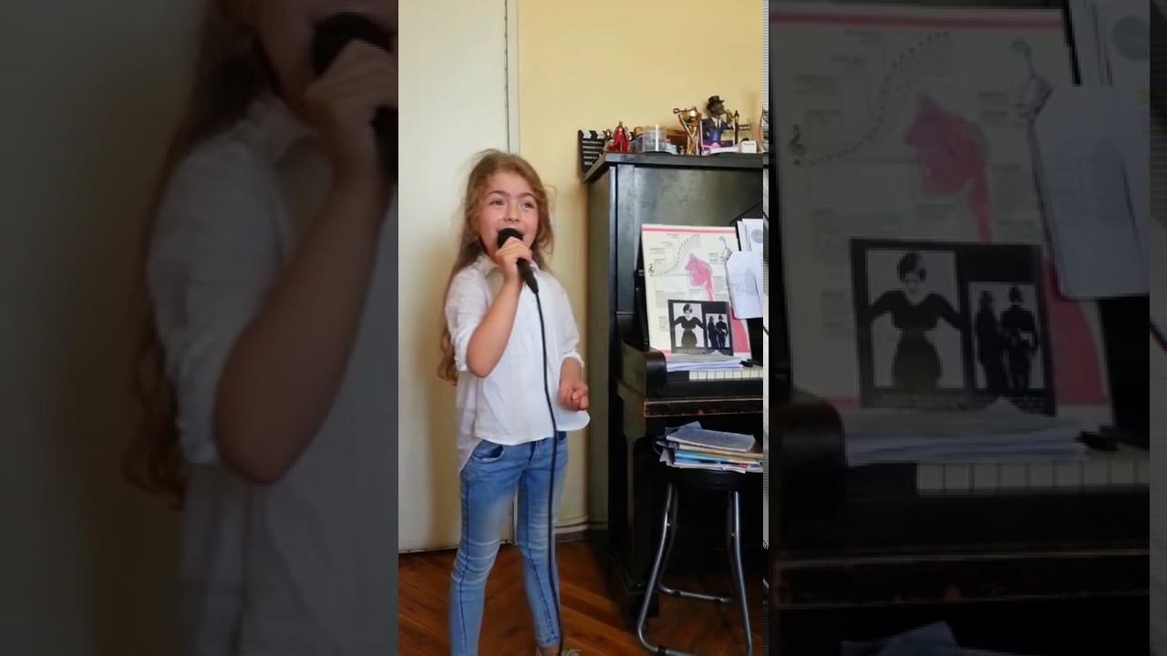 Elitza  Kamburova - Bulgaria