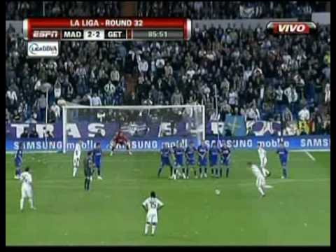 Golazo de guti de falta al getafe - YouTube