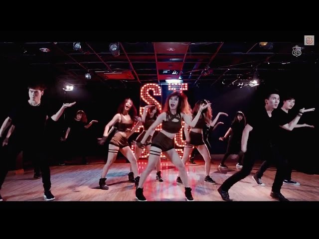 Mamma Mia (맘마미아) - KARA (카라) Dance Cover by St.319 from Vietnam class=