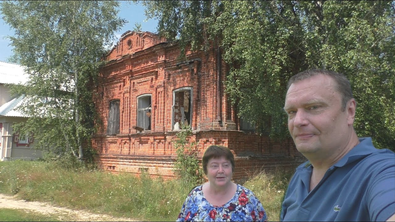 Неожиданно интересная деревня с богатым домом. Продажа дома в деревне за 400 тысяч.