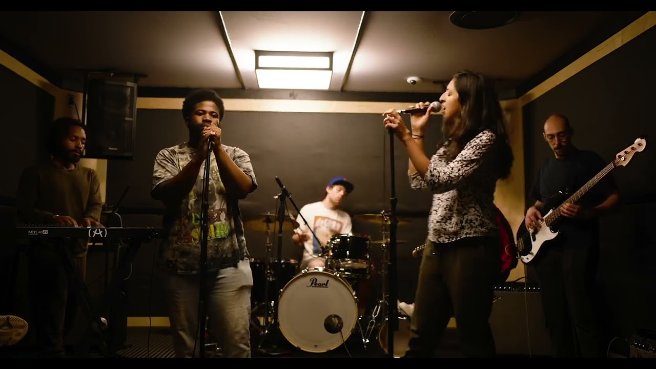 Tunnelin - Woodah & Janaki