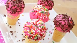 A quick and easy way to make ice cream cone cake pops! i had lot of
fun making it hope you do too! enjoy! get the complete recipe here:
http://bit.ly...