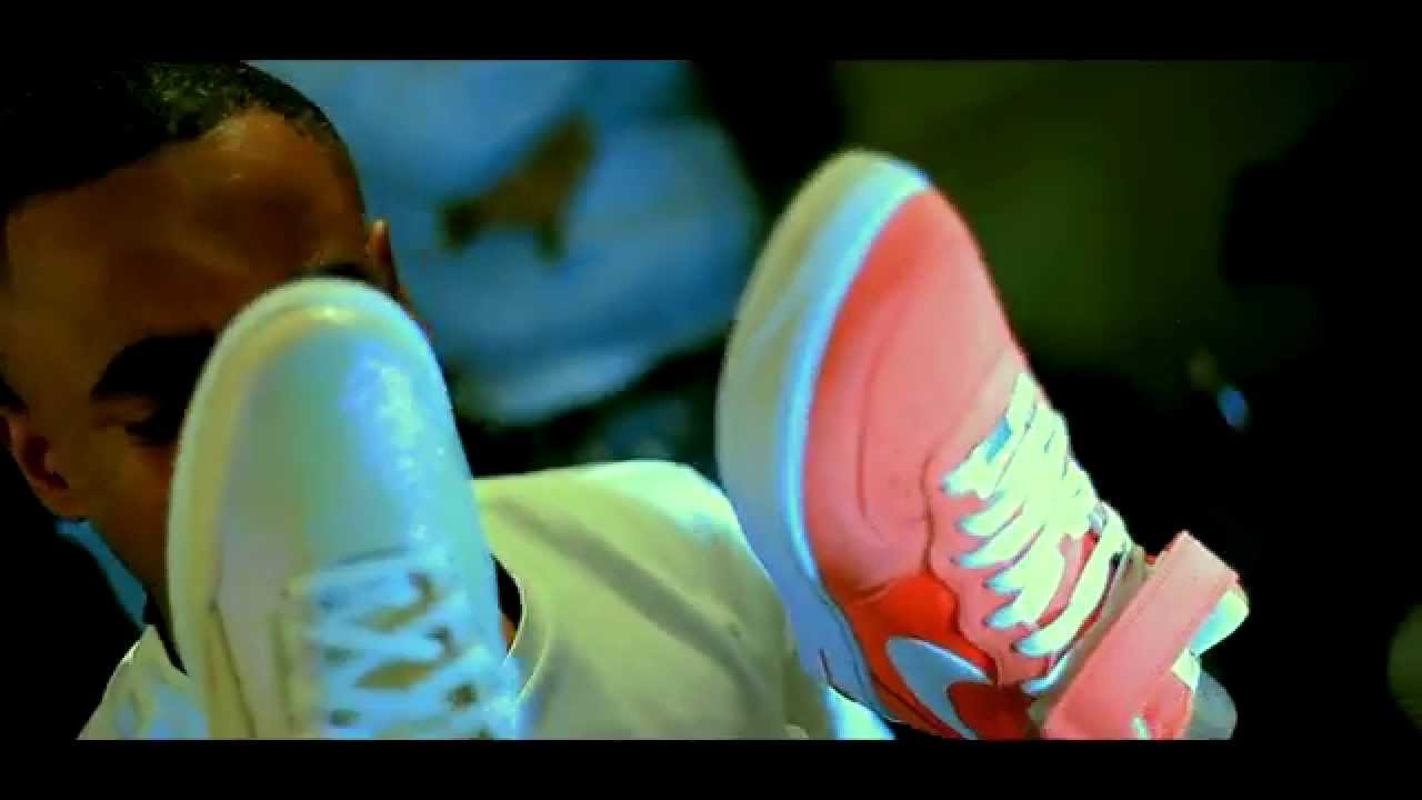 MB'S WORLD - FINESS [ MUSIC VIDEO] | 