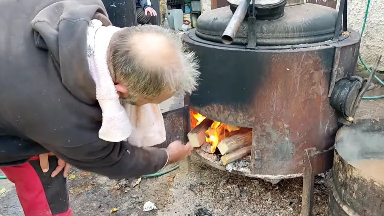 Pečenje rakije jabuke na Palama 2024 !!!