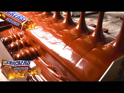 INSIDE THE FACTORY OF SNICKERS CHOCOLATE BAR MAKING MACHINES