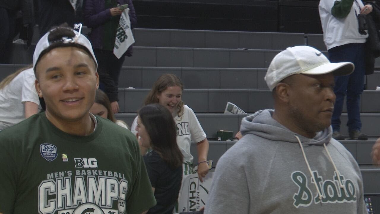 Detroit Lions' HOFer Barry Sanders reacts to the tradition that Tom Izzo has built at MSU
