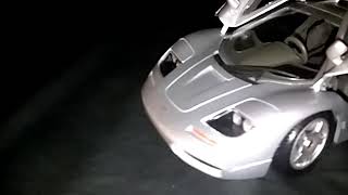 1/18 McLaren F1 by Maisto