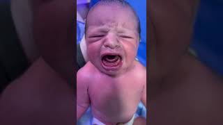 Newborn With Moro Reflex #nicu #premature #cutebaby #medical #newborn #baby #neonatal
