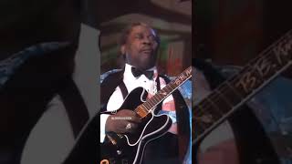 Watch Bb King Lucille video