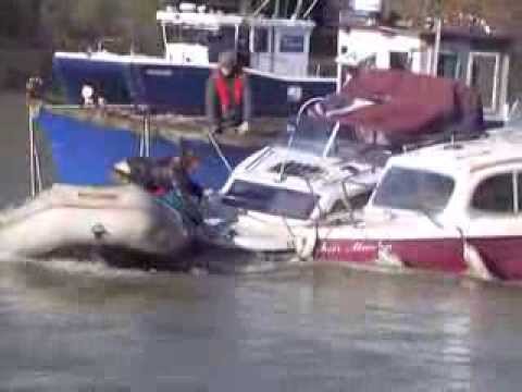 Thumbnail for Saving a boat on the Thames at Richmond Feb 2014