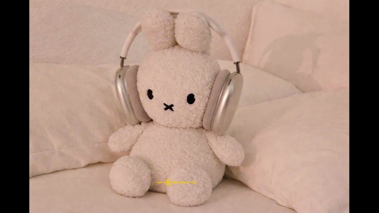 Stay Close – Instant Hook Shorts Music