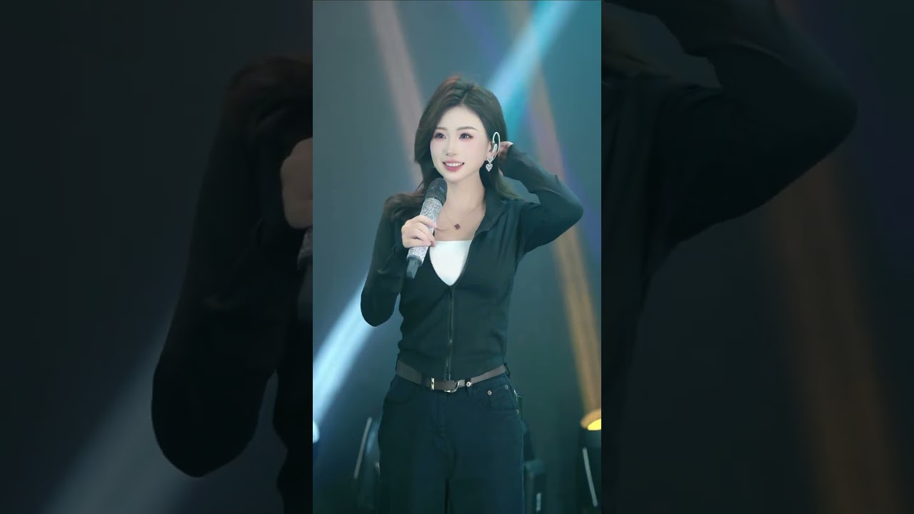 刘小歪 2025 09 29 05 26 15